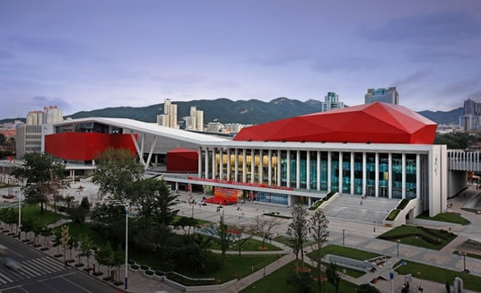 黔西南布依族苗族自治州通知公告的测试信息，内容可以在后台发布编辑删除